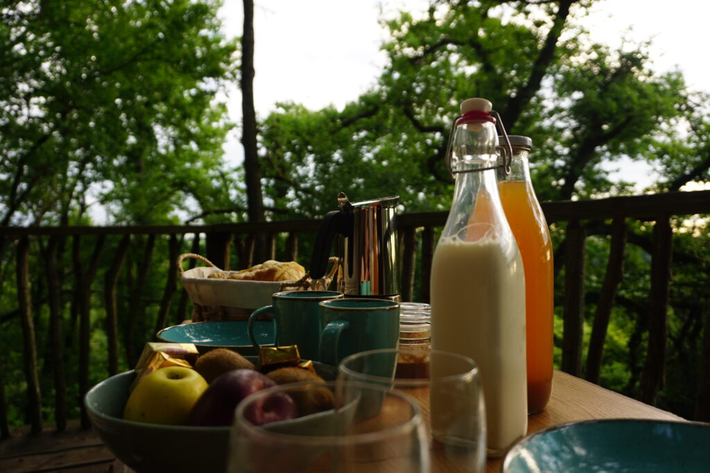 petit dejeuner inclus fallot cabane dans le gers
